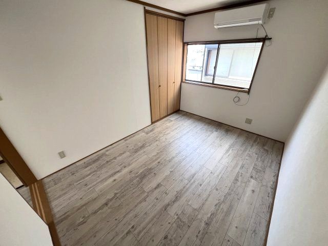 ベッドルーム