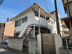 ダービーハウスの外観画像