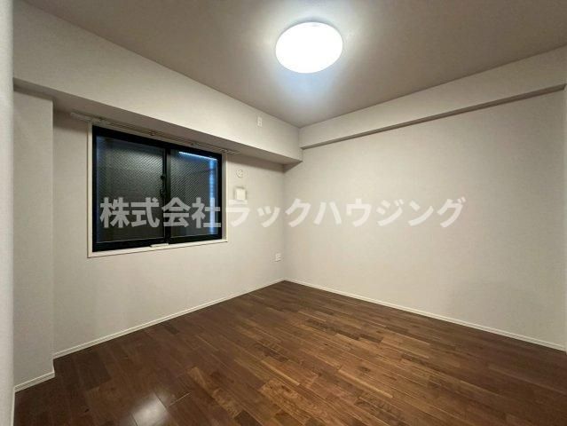 ベッドルーム