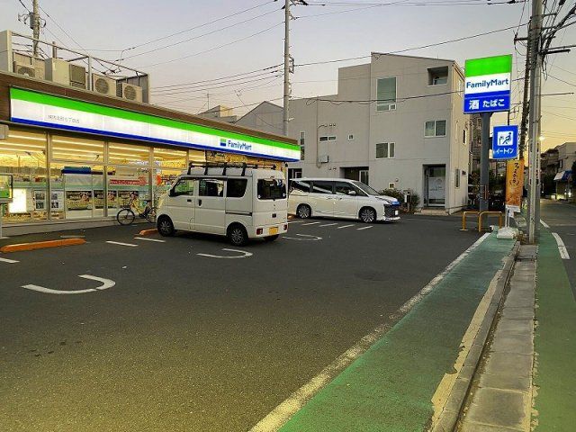 近くに施設あり