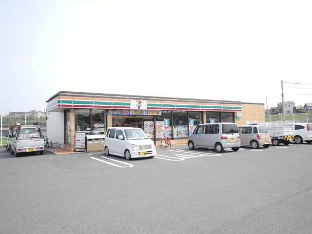 セブンイレブン(300m)