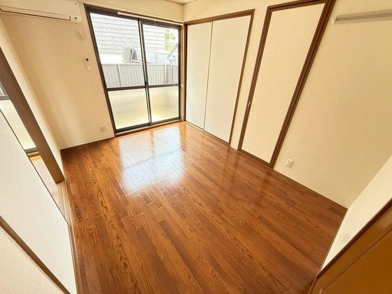 ベッドルーム