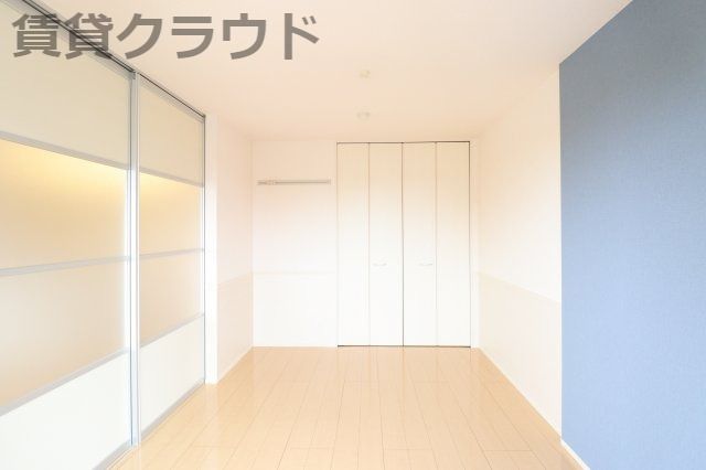 ベッドルーム