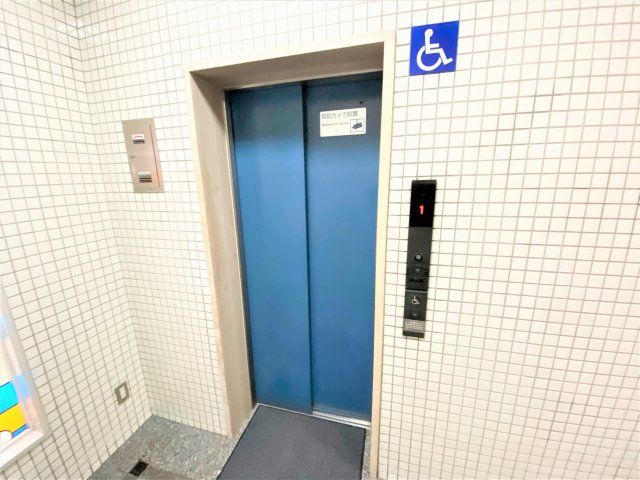ロビー