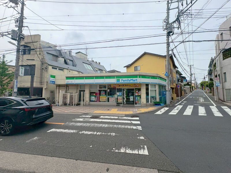 近くに施設あり