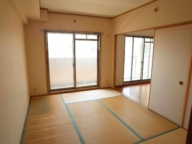 ベッドルーム