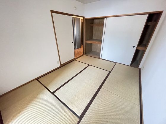 ベッドルーム