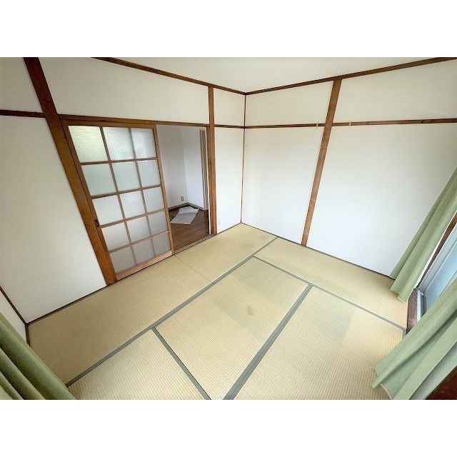 ベッドルーム