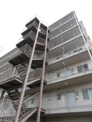 カツミマンションの外観画像