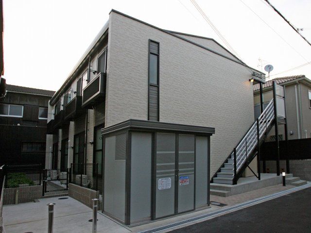 レオパレスポムールの外観画像
