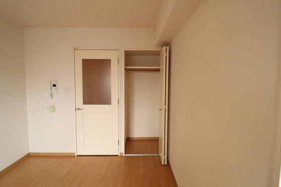 ベッドルーム