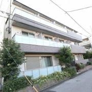 イーストコートの外観画像