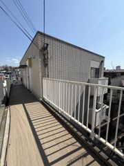 大倉山ハイツC棟の外観画像