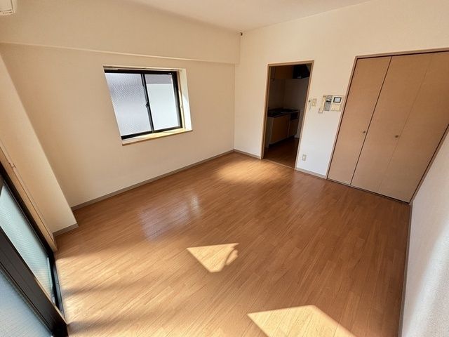 ベッドルーム