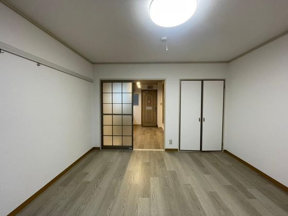 ベッドルーム