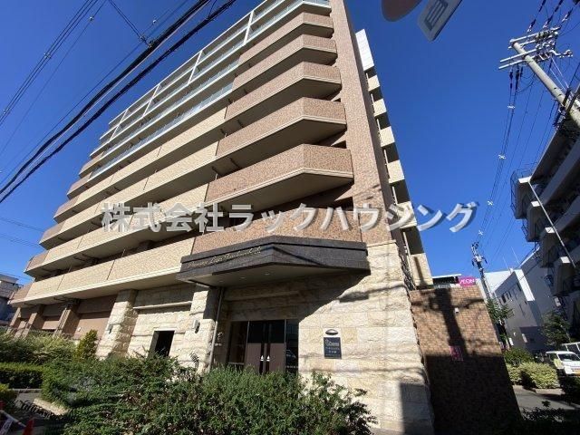 プレサンスロジェ古川橋の外観画像