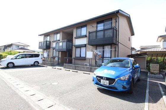 タウンハイツ山崎Bの外観画像