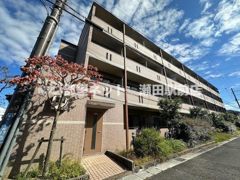 シャン・ド・フルール竹村の外観画像