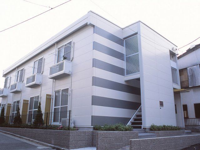 レオパレスシャルマンの外観画像