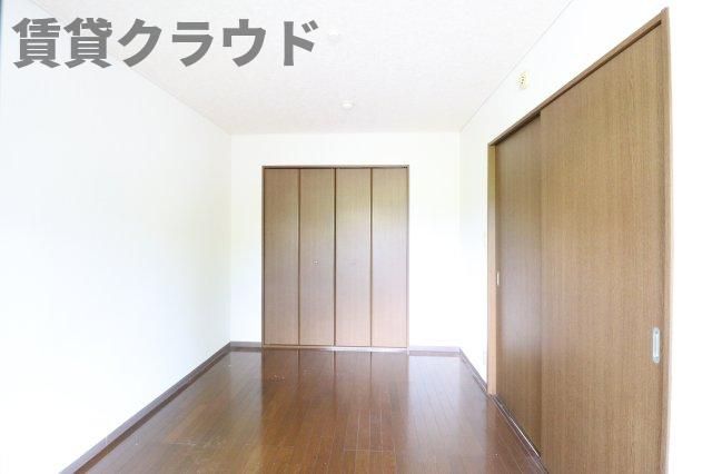 ベッドルーム