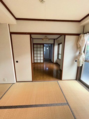 ベッドルーム