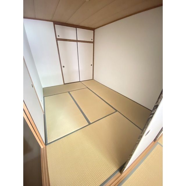 ベッドルーム