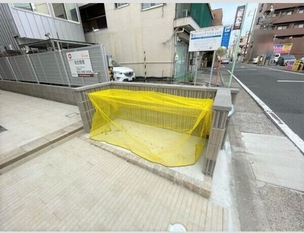 近くに施設あり