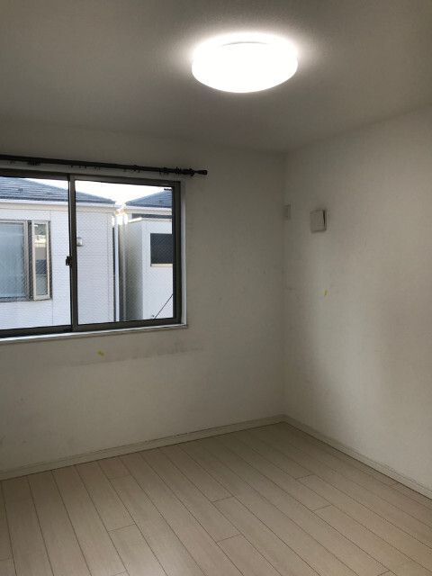ベッドルーム