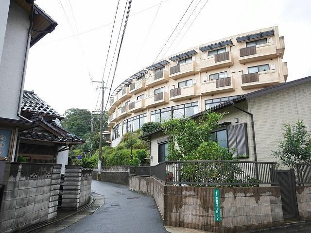 医療法人聖亮会　聖ヨハネ病院(310m)