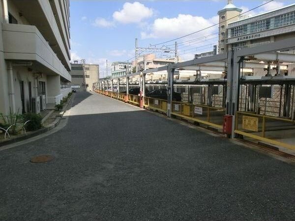 近くに施設あり