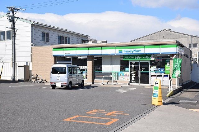 ファミリーマート知多寺本店まで260m