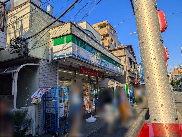 近くに施設あり