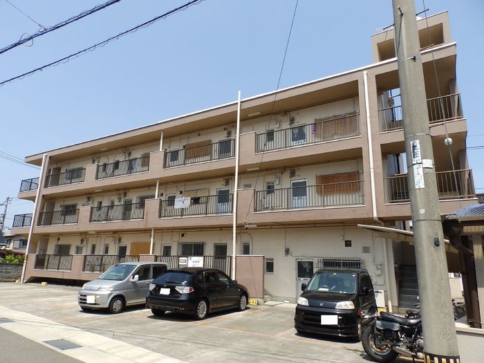 大石マンションの外観画像