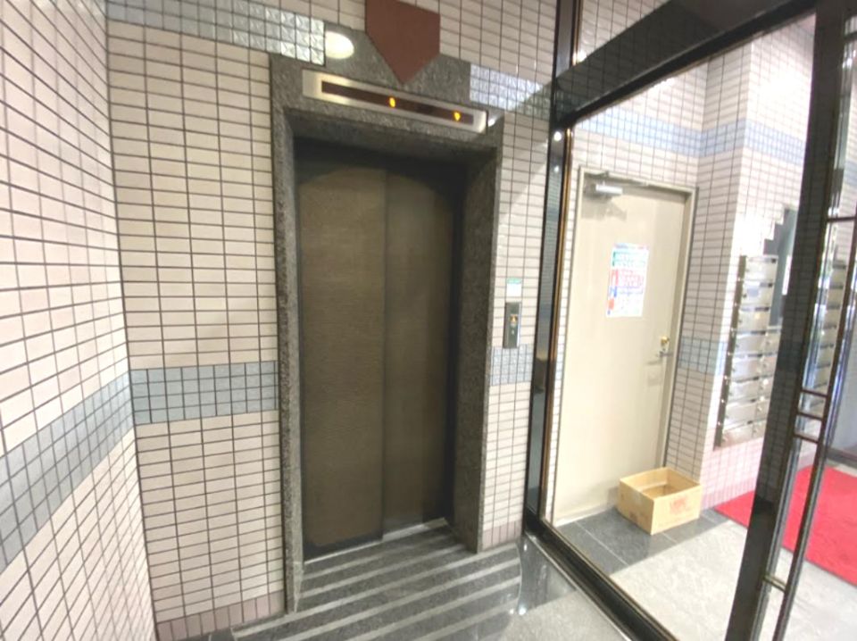 ロビー