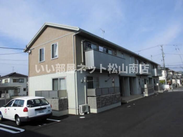 クレールM＆M A棟の外観画像