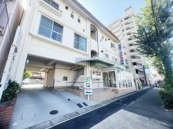 近くに施設あり
