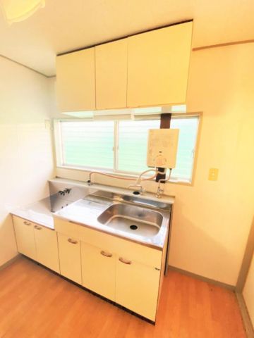 ゲオ北九州中津口店(2500m)