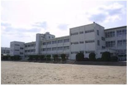 遠賀町立遠賀中学校(1660m)