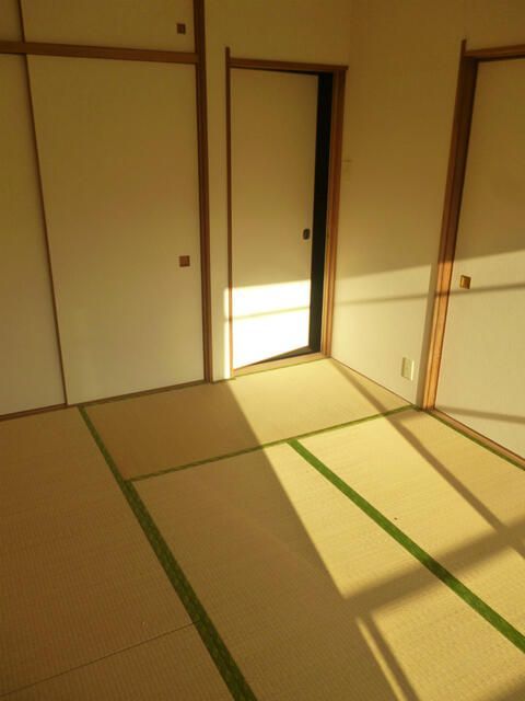 ベッドルーム