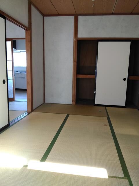 ベッドルーム