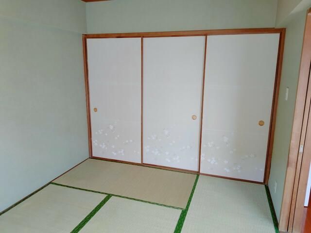 ベッドルーム
