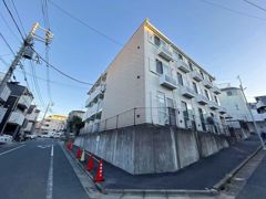 レオパレスアイリスの外観画像
