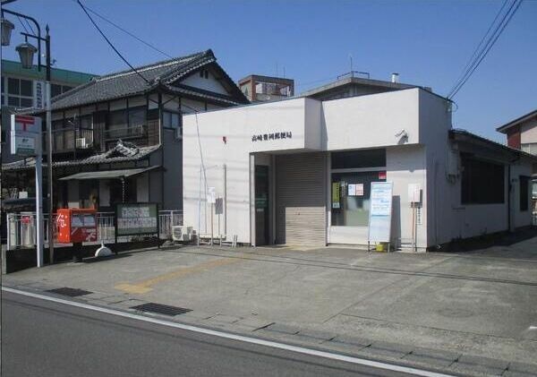 近くに施設あり