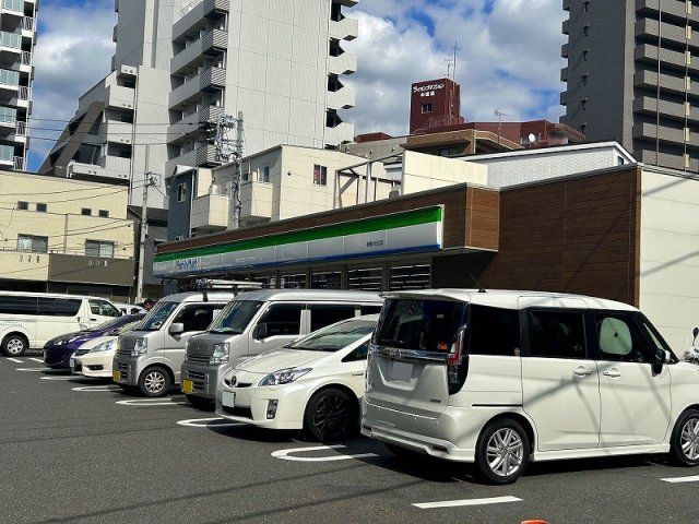 近くに施設あり
