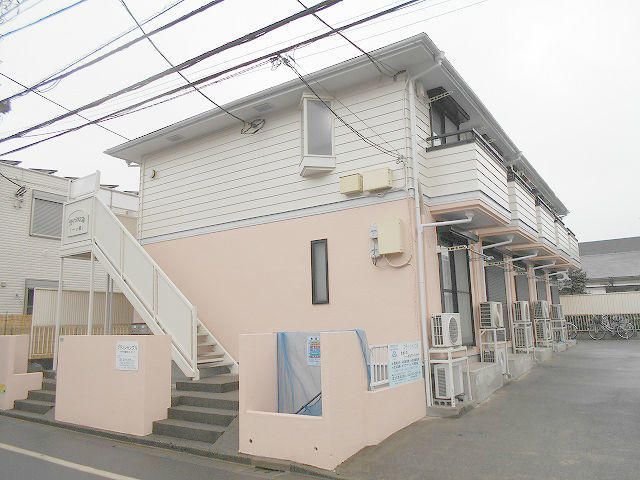プティ・シァンブルの外観画像