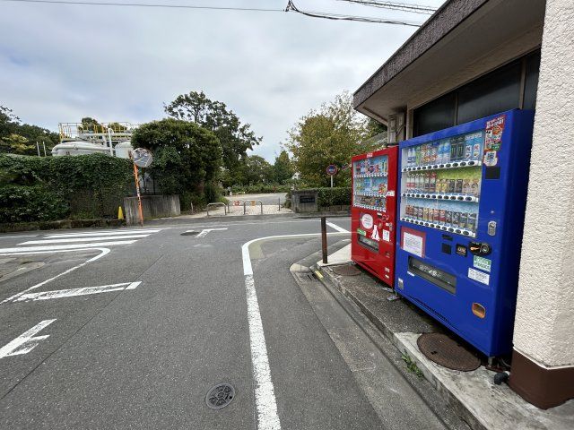 近くに施設あり