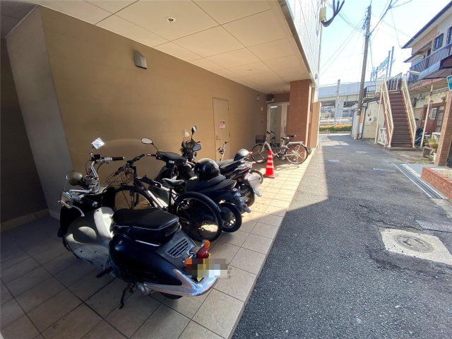 その他