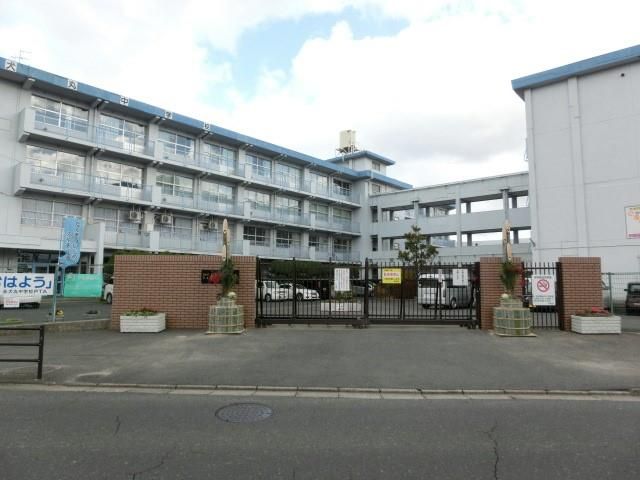 永犬丸中学校(700m)