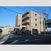 ロワイヤルヴァンテの外観画像