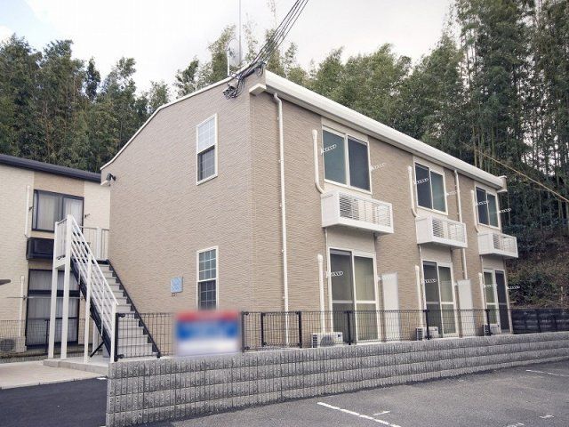 レオパレスエンブレムの外観画像